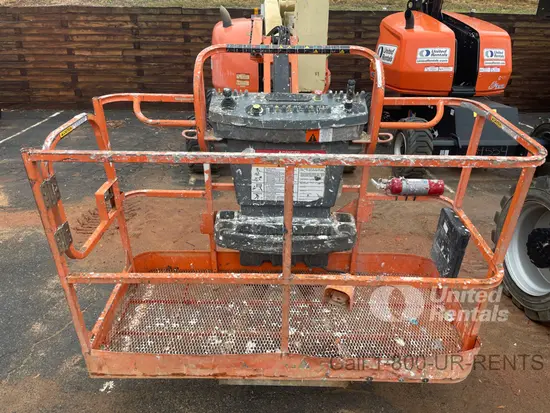 2015 JLG 450AJ Articulating Boom Lift