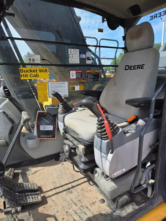 2021 John Deere 350G Excavator