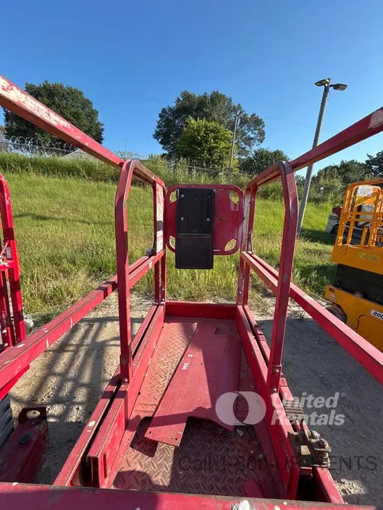 2019 MEC MICRO 19 Scissor Lift