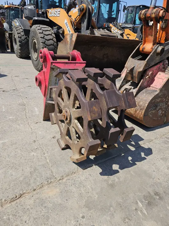 2019 FURUKAWA CW24III Compaction Attachment