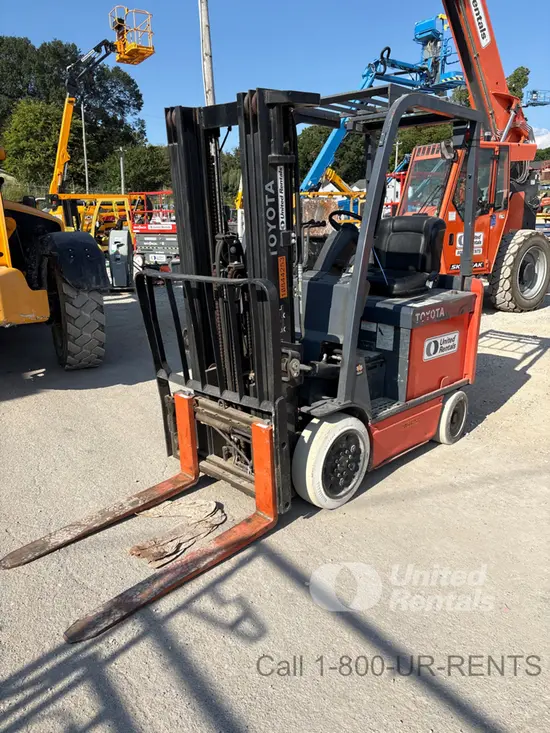 2018 Toyota 8FBCU25 Warehouse Forklift