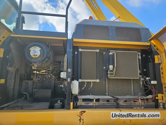 2019 John Deere 300G LC Excavator