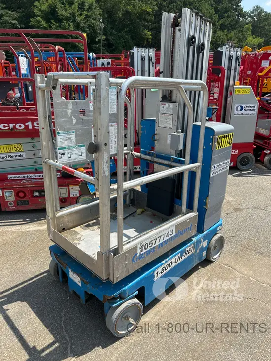 2017 Genie GR-20 Self-Propelled One-Person Lift