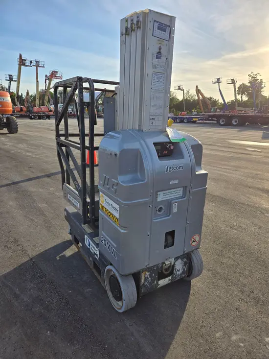 2018 JLG 20MVL Self-Propelled One-Person Lift
