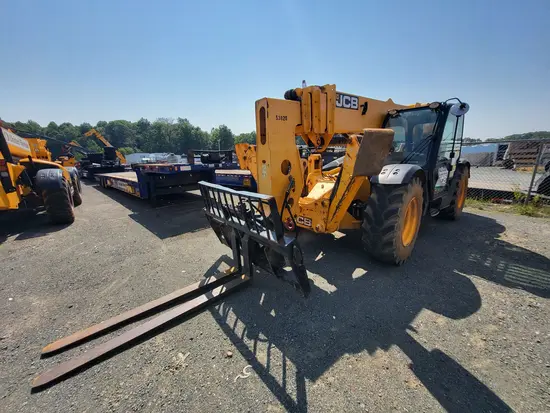 2017 JCB 512-56 Forklift
