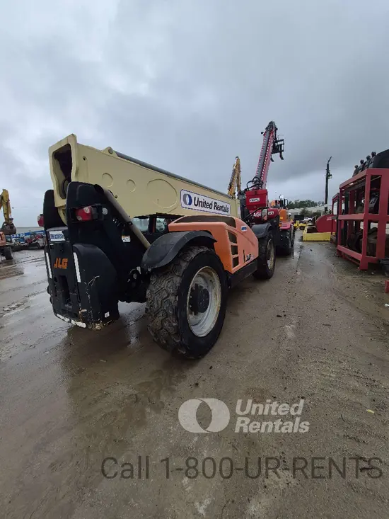 2019 JLG 1055 Forklift