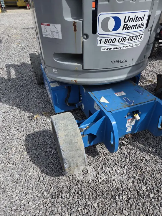 2016 Genie Z-34/22N Articulating Boom Lift