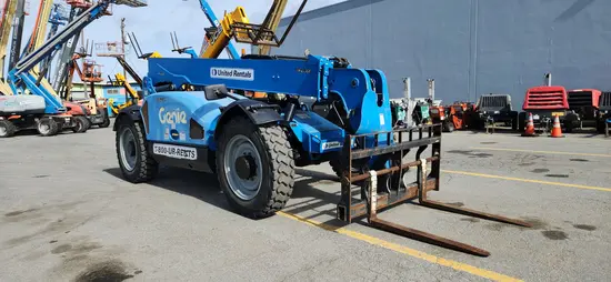 2017 Genie GTH-844 Forklift