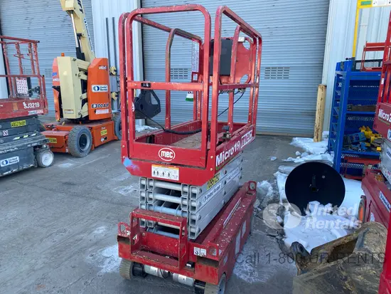 2019 MEC MICRO 19 Scissor Lift
