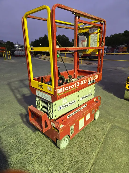 2021 MEC MICRO 13-XD Scissor Lift