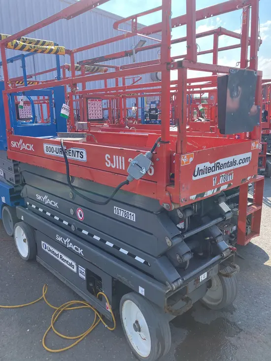 2018 Skyjack SJIII3226 Scissor Lift