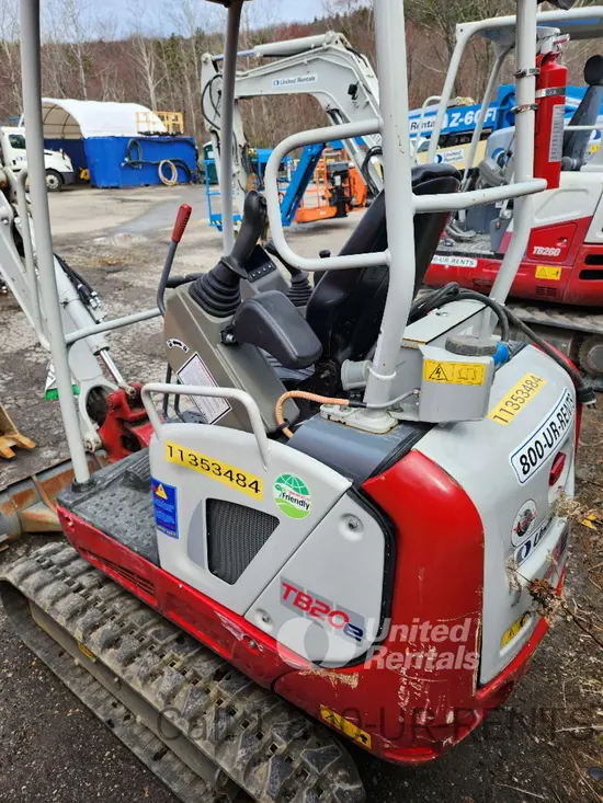 2022 Takeuchi TB20E Mini Excavator