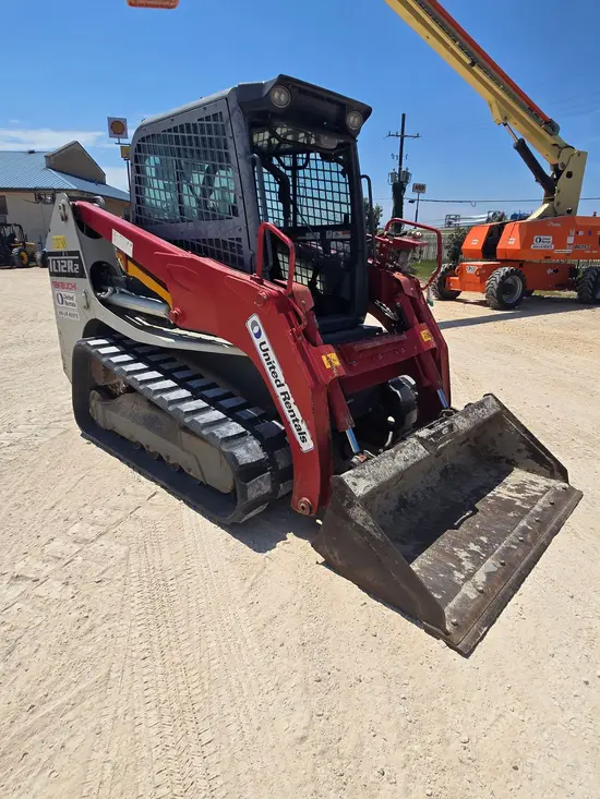 2021 Takeuchi TL12R2-CR Track Loader