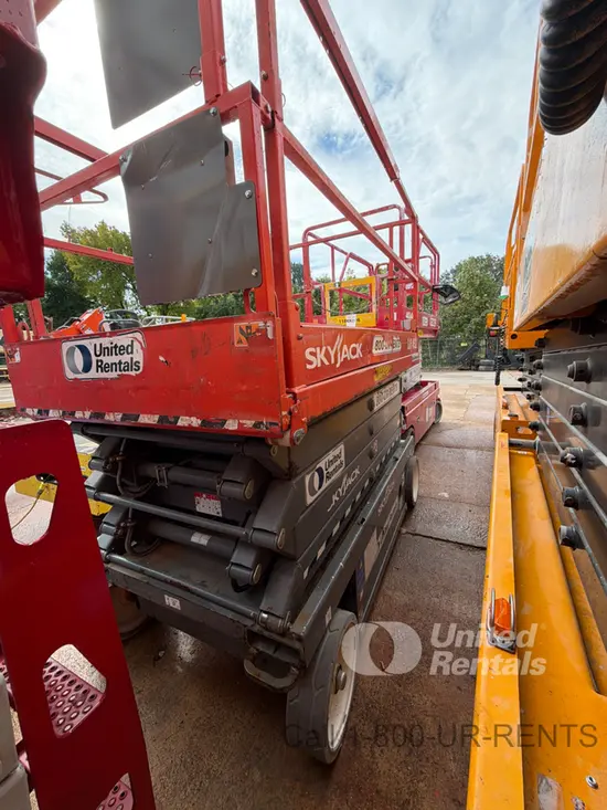 2019 Skyjack SJIII4632 Scissor Lift
