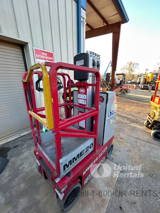 2019 MEC MICRO 19 Scissor Lift