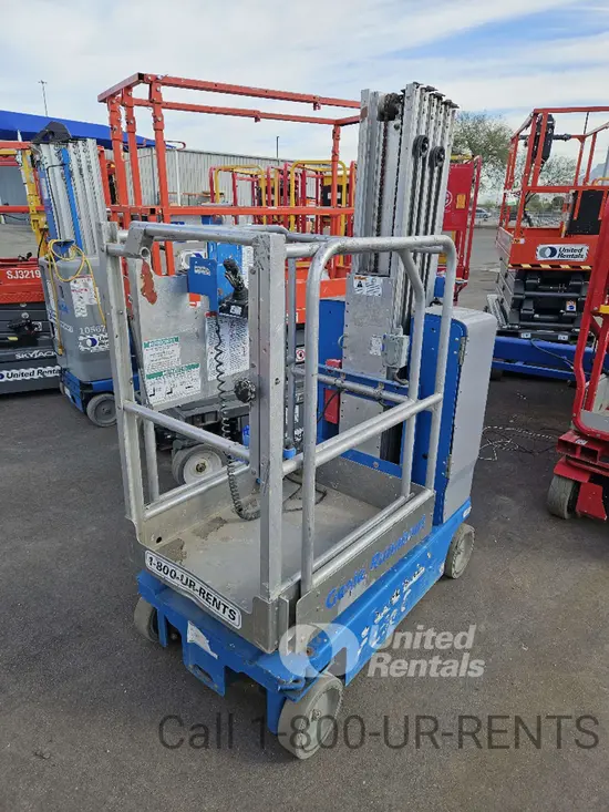 2016 Genie GR-20 Self-Propelled One-Person Lift
