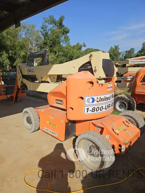 2017 JLG E450AJ Articulating Boom Lift