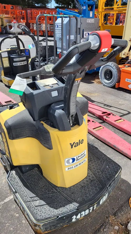 2020 YALE MPE060-VG Jack