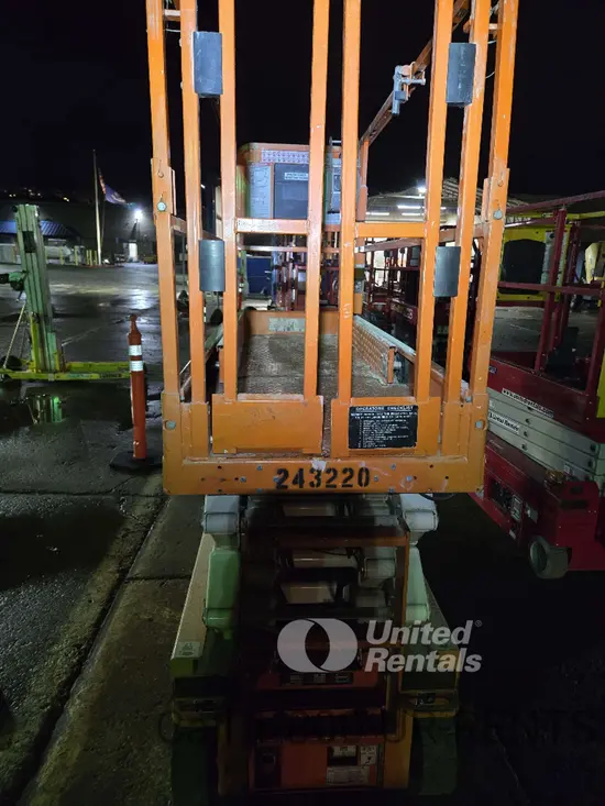 2020 Snorkel S3226E Scissor Lift