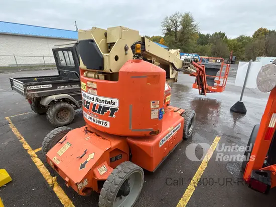 2011 JLG E400AJPN Articulating Boom Lift