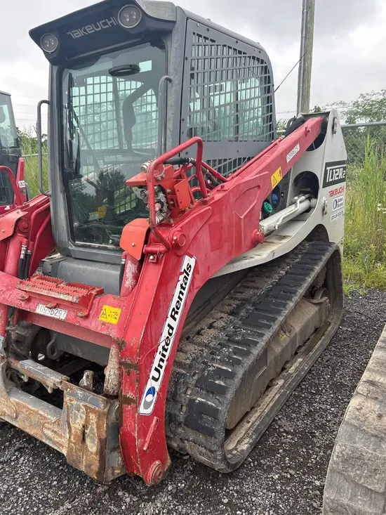 2019 Takeuchi TL12R2-CR Track Loader