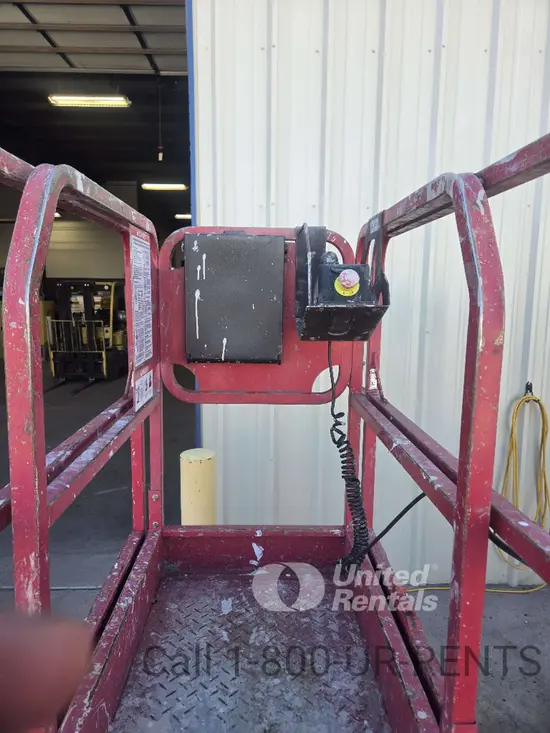 2018 MEC MICRO 19 Scissor Lift