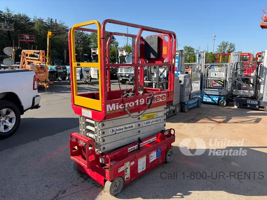 2019 MEC MICRO 19 Scissor Lift