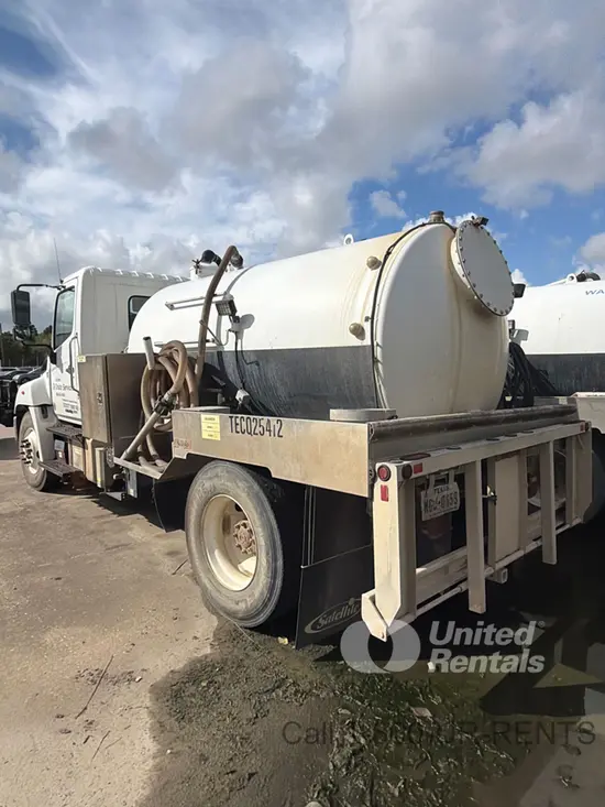 2019 HINO 268DCD4X2