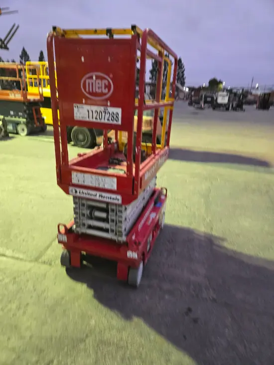 2021 MEC MICRO 13-XD Scissor Lift