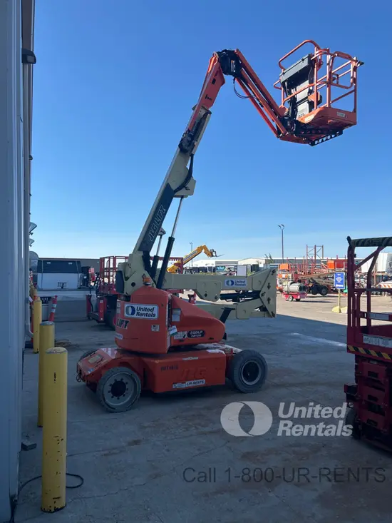 2013 JLG E400AJPN Articulating Boom Lift
