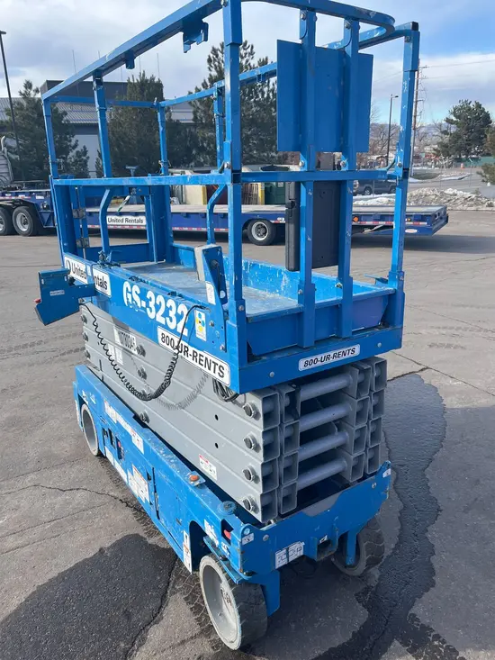 2018 Genie GS-3232 Scissor Lift