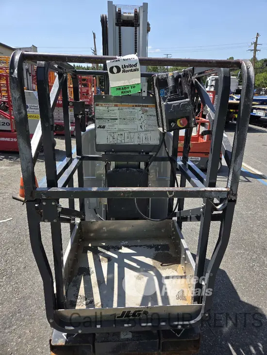 2017 JLG 20MVL Self-Propelled One-Person Lift