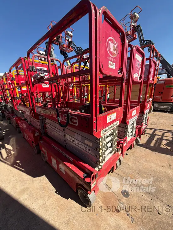 2018 MEC MICRO 19 Scissor Lift