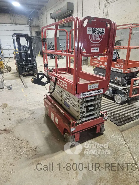 2019 MEC MICRO 19 Scissor Lift