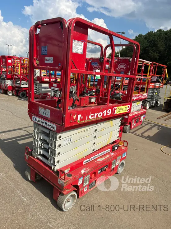 2019 MEC MICRO 19 Scissor Lift