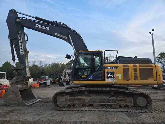 2021 John Deere 350G Excavator