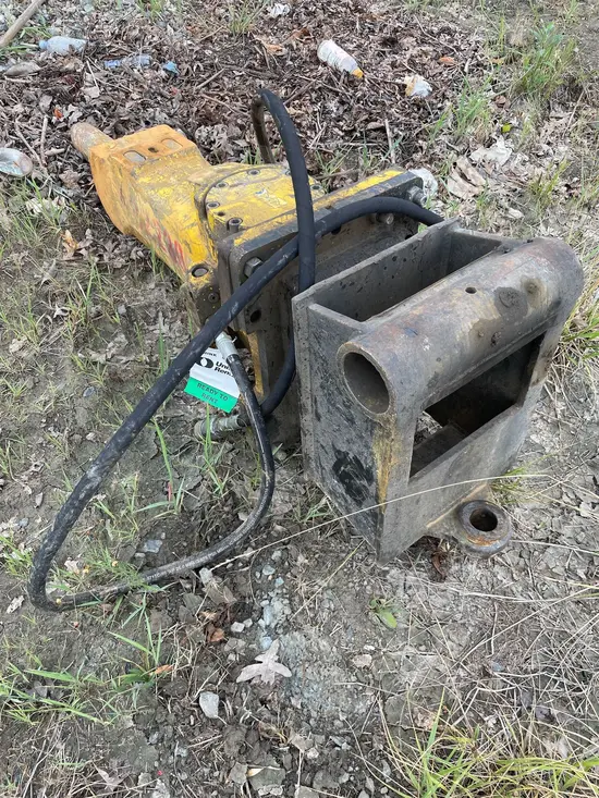 2020 Epiroc SB 452 Attachment