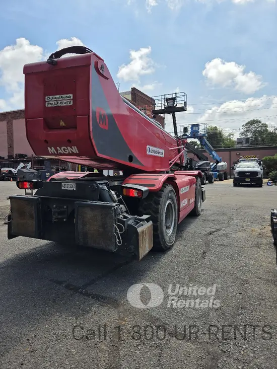 2017 MAGNI RTH 6.46 M Forklift