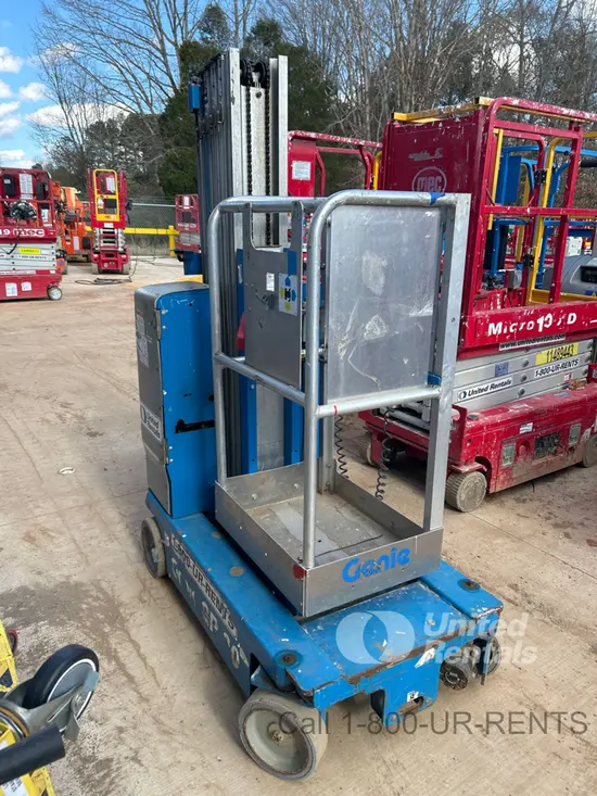 2016 Genie GR-20 Self-Propelled One-Person Lift