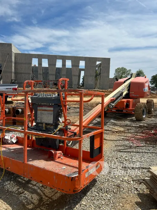 2018 JLG 400S Boom Lift