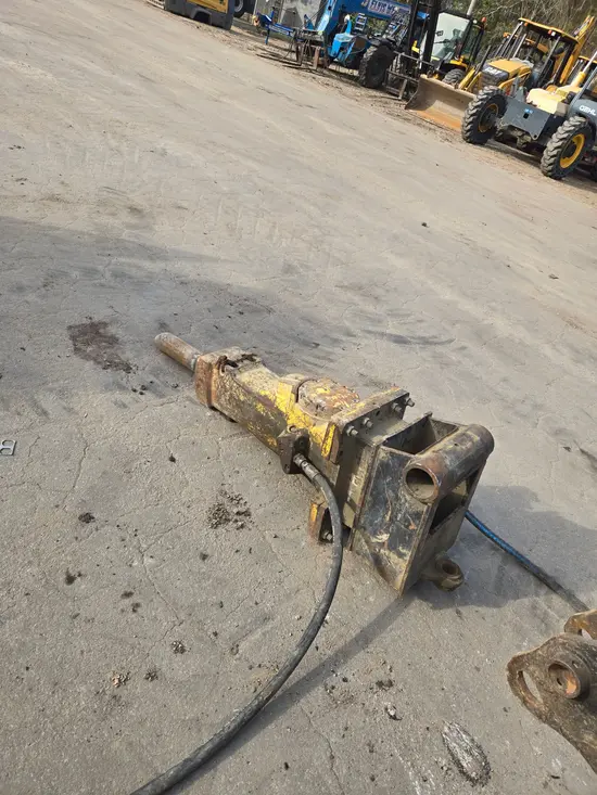 2021 Epiroc SB 452 Attachment