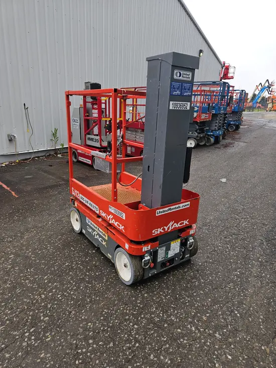 2019 Skyjack SJ12 Self-Propelled One-Person Lift