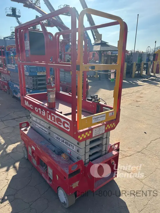 2022 MEC MICRO 19 Scissor Lift