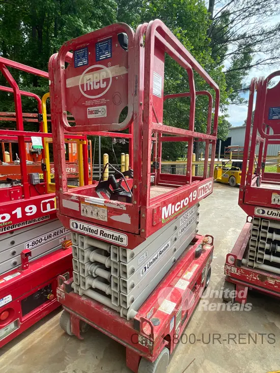 2019 MEC MICRO 19 Scissor Lift