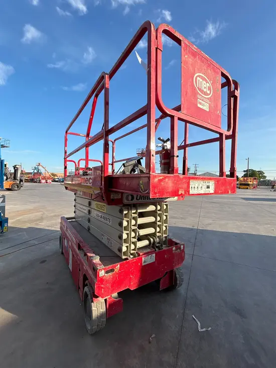 2018 MEC 3346SE Scissor Lift