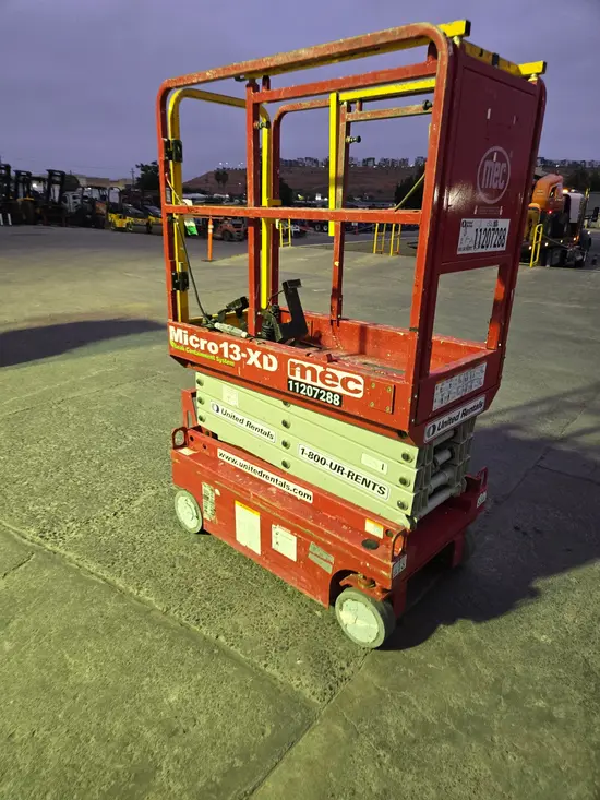 2021 MEC MICRO 13-XD Scissor Lift