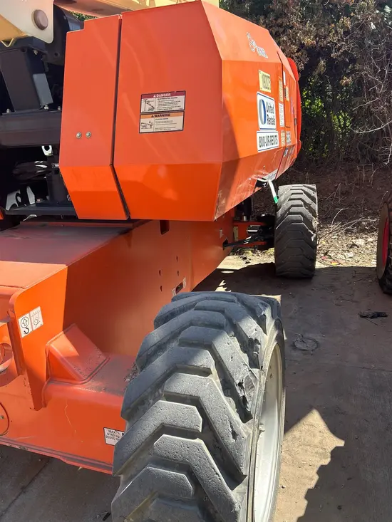 2019 JLG 860SJ Boom Lift