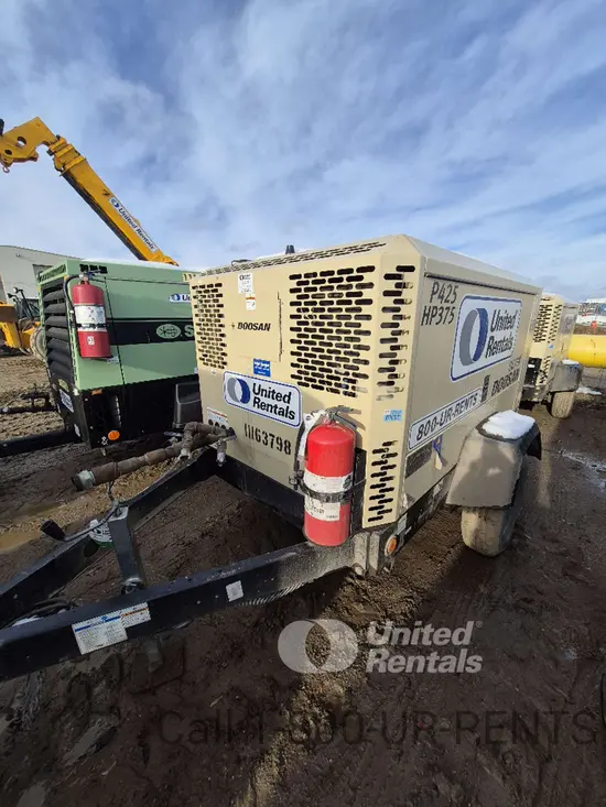 2021 Doosan P425/HP375WCUT4 Air Compressor
