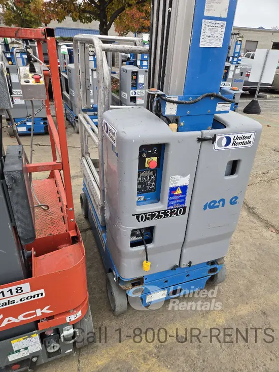 2016 Genie GR-20 Self-Propelled One-Person Lift