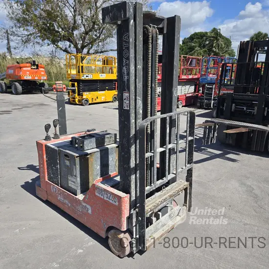 2018 Toyota 6BWC20 Warehouse Forklift